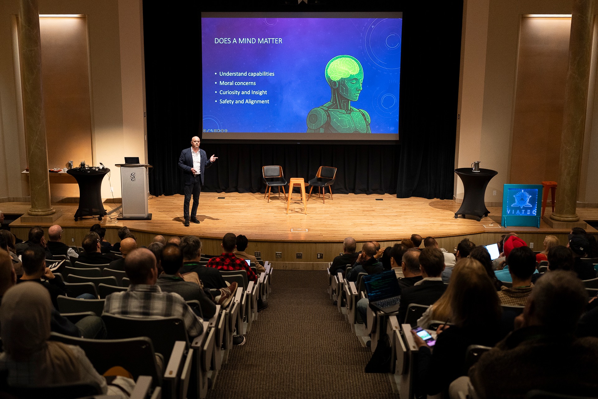 Does a Mind Matter session on stage